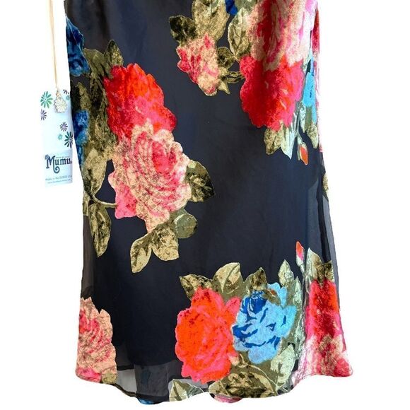 Show me your MuMu Sabine Slip Dress in Midnight Fiesta Burnout Velvet - Picture 4 of 9